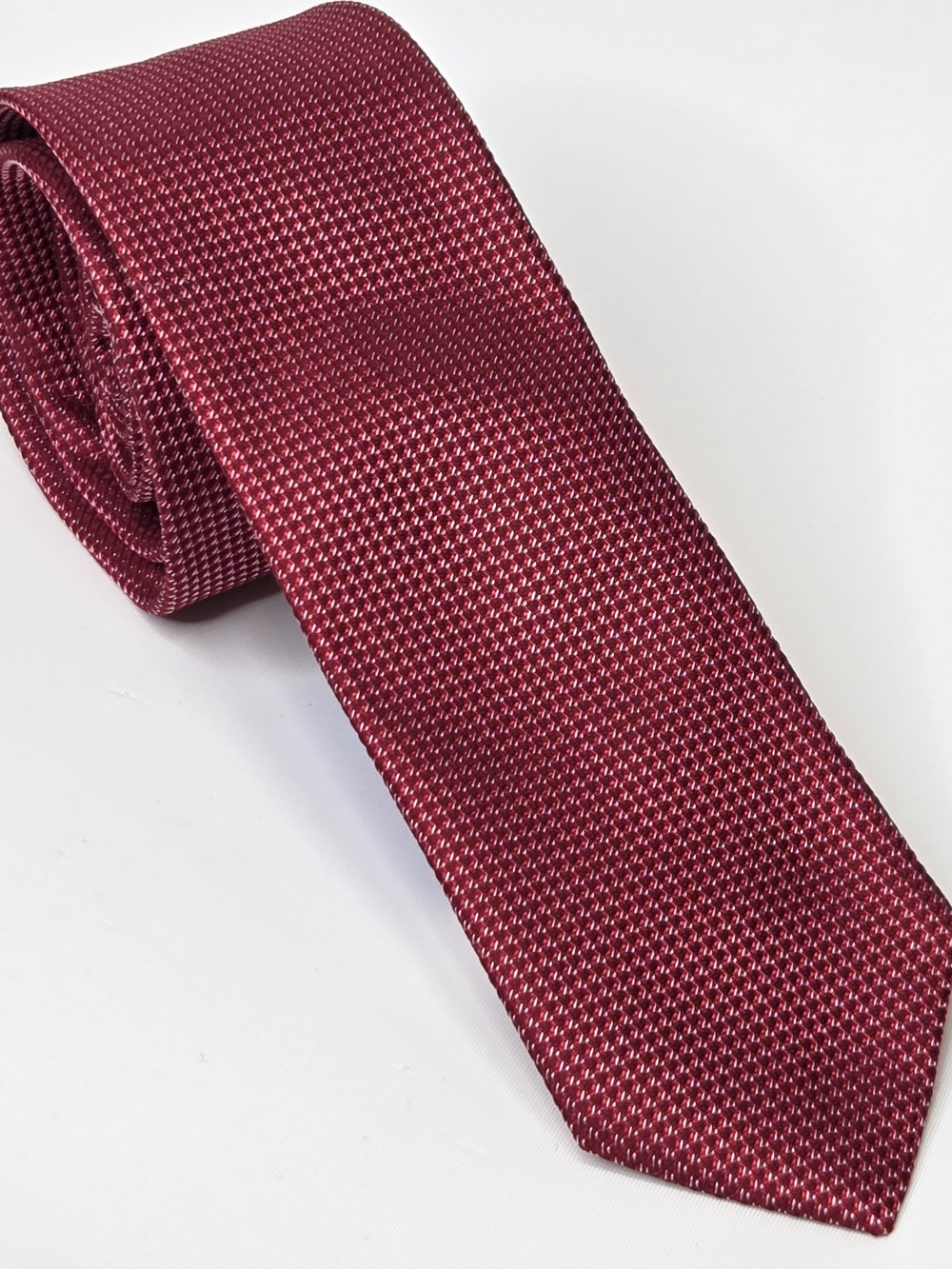 Boss Mens 100% Silk Made In Italy Burgundy Red Textured Skinny Tie 2.25"x58"